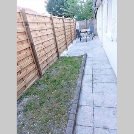 Charmante Maison Cosy T2 Avec Terrasse Lejlighed Tremblay-en-France Eksteriør billede